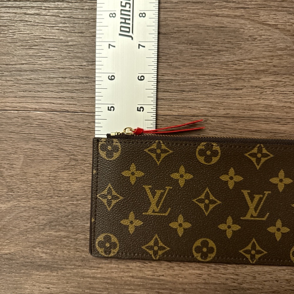 Lv Monogram Pouch - image 4